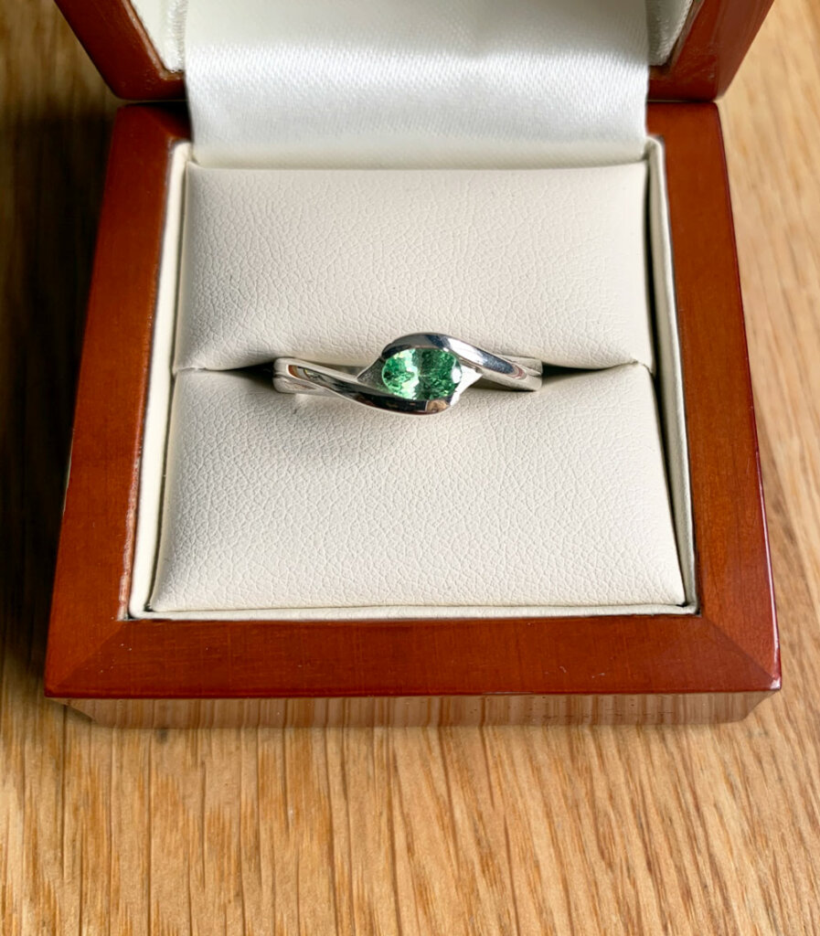 Oval Tsavorite Twist Dress Ring