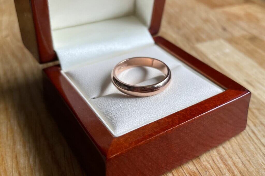 Gents Rose Gold Wedding Band