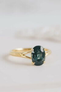 Oval Teal Sapphire Yellow Gold Engraved Engraved Engagement Ring