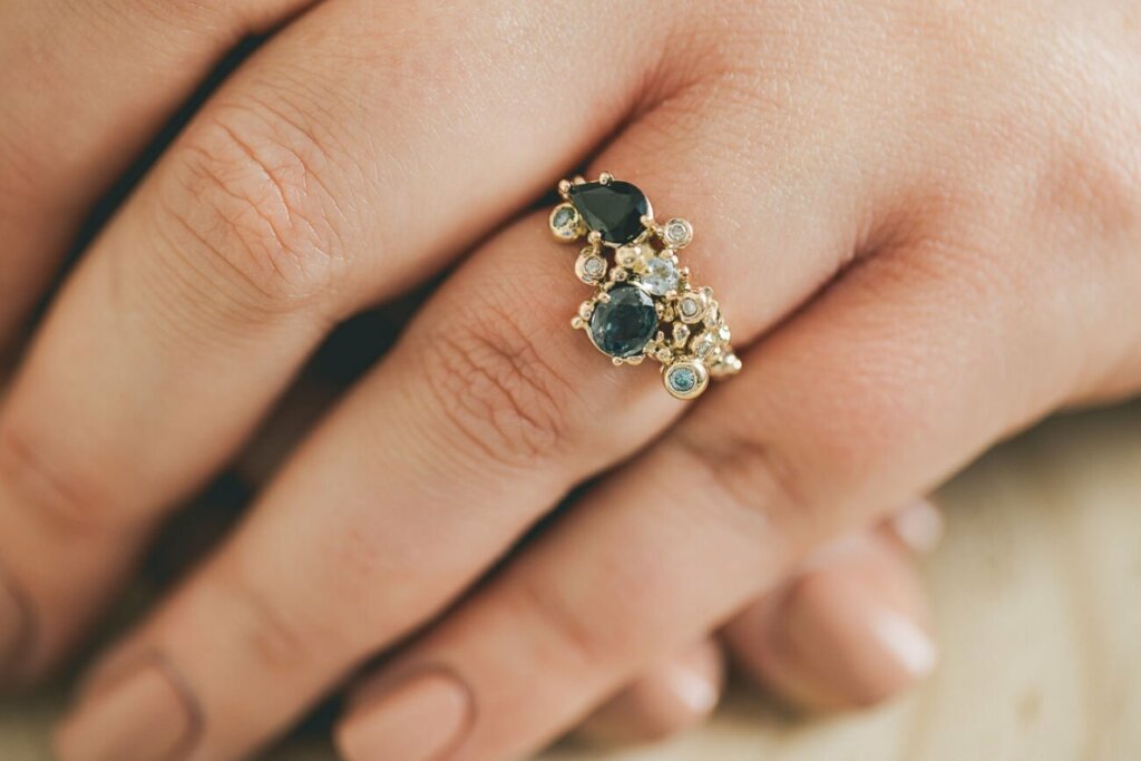 Organic Cluster Ring