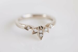 Tiara Style Wedding Band