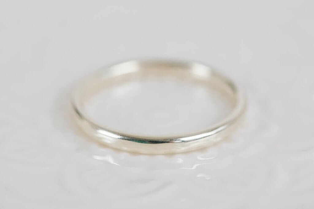 Raw White Gold Gents Skinny Wedding Ring