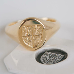 Family Crest Deep Seal Engraved Signet Ring